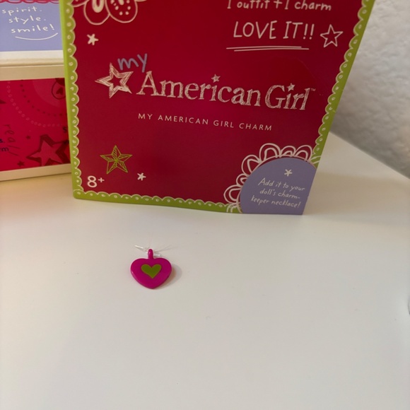 Retired 2011 American Girl Doll Skateboard Set Complete in Box w/ Charm - Picture 6 of 8